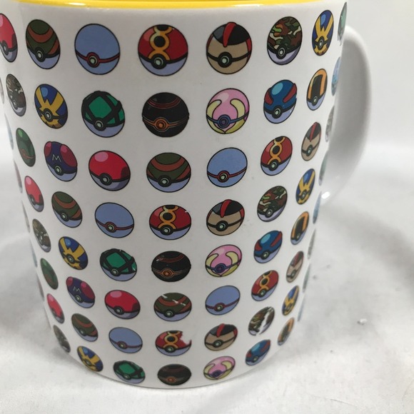 2016 Just Funky Pokémon Pokeball 20 Fl Oz 4.25 Inch Coffee Tea Mug Cup - Picture 7 of 16